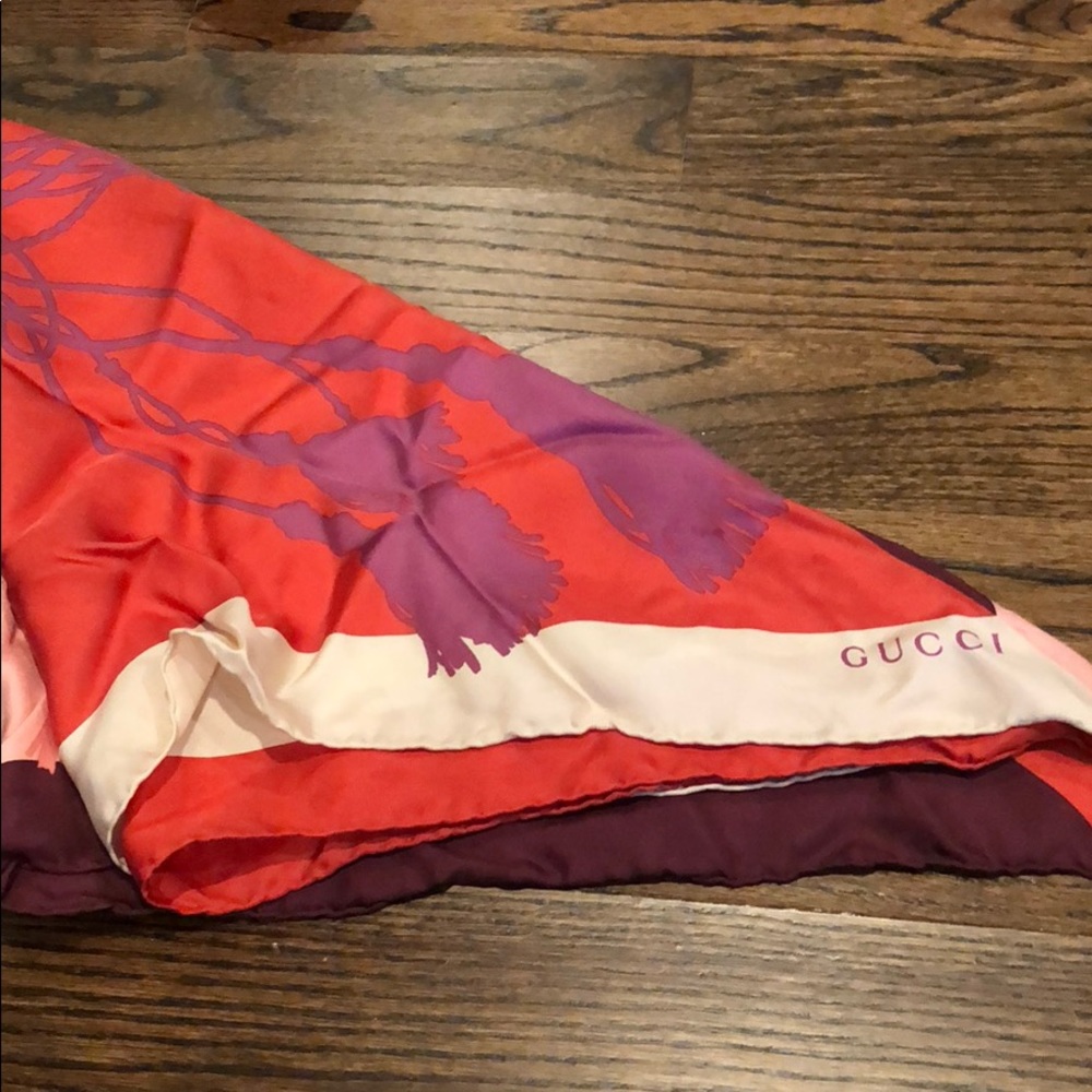 Gucci scarf worn twice pink and purple